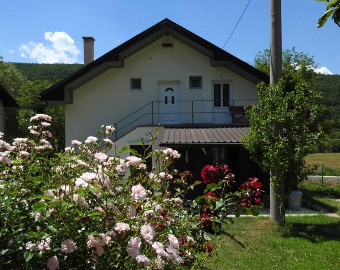 Omar & Una Apartmani Bihać 외부 사진